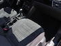 Volkswagen Touran 1.5 TSI | Automaat | Highline | 7 P. | Adapt. Cruise Control | Pano | Navi | Winter Pakket | 3-zone Climate Control | El. Achterklep | Dig. Dashboard | LED Koplampen | DAB | Apple Carplay/Android | |
