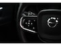 Volvo XC40 Twin Plus AWD | Trekhaak | Stoel- en stuurverwarming | 19"-5-Doppelspeichen Sport-Design Diamantschnitt/Hochglanzschwarz | 4 seizoenen banden | Achteruitrijcamera