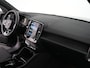 Volvo XC40 Twin Recharge AWD Plus | 408pk | Trekhaak | Warmtepomp | Adaptive Cruise | BLIS | Stoel- & Stuurwielverwarming | Getint glas | All Season