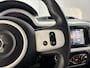 Renault Twingo Z.E. R80 Intens Automaat | 1e eigenaar | Apple CarPlay/Android Auto | Climate Control | Lichtmetalen Velgen | Cruise Control | Licht & Regen Sensor | Half Leder | Privacy Glass | Elektrische Ramen & Spiegels |