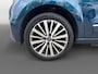 Renault Twingo Z.E. R80 Intens Automaat | 1e eigenaar | Apple CarPlay/Android Auto | Climate Control | Lichtmetalen Velgen | Cruise Control | Licht & Regen Sensor | Half Leder | Privacy Glass | Elektrische Ramen & Spiegels |