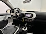 Renault Twingo Z.E. R80 Intens Automaat | 1e eigenaar | Apple CarPlay/Android Auto | Climate Control | Lichtmetalen Velgen | Cruise Control | Licht & Regen Sensor | Half Leder | Privacy Glass | Elektrische Ramen & Spiegels |