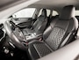 Audi A6 Avant 55 TFSI e quattro S-Line Competition 368Pk Automaat (2X S-LINE, APPLE CARPLAY, SPORTZETELS, NAPPA LEDER, MEMORY SEATS, CAMERA, ADAPTIVE CRUISE, ELEK ACHTERKLEP, STOELVERWARMING ACHTER, NIEUWSTAAT)
