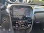 Suzuki Vitara 1.4 Boosterjet Style Smart Hybrid // TREKHAAK // 1500 Kilo trekgewicht // PANO // Stootlijst // Rijklaarprijs!