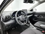 Toyota Yaris 1.5 Hybrid 115 Dynamic Comfort Pack | BTW voertuig | Stoel+stuurverwarming | Parkeersensoren voor+achter | Dodehoek detectie | Draadloze telefoonlader | Apple CarPlay/Android Auto | Cruise Control Adaptive |