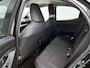 Toyota Yaris 1.5 Hybrid 115 Dynamic Comfort Pack | BTW voertuig | Stoel+stuurverwarming | Parkeersensoren voor+achter | Dodehoek detectie | Draadloze telefoonlader | Apple CarPlay/Android Auto | Cruise Control Adaptive |