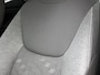 Toyota Yaris 1.5 Hybrid 115 Dynamic Comfort Pack | BTW voertuig | Stoel+stuurverwarming | Parkeersensoren voor+achter | Dodehoek detectie | Draadloze telefoonlader | Apple CarPlay/Android Auto | Cruise Control Adaptive |