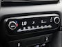 Toyota Yaris 1.5 Hybrid 115 Dynamic Comfort Pack | BTW voertuig | Stoel+stuurverwarming | Parkeersensoren voor+achter | Dodehoek detectie | Draadloze telefoonlader | Apple CarPlay/Android Auto | Cruise Control Adaptive |