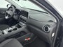 Hyundai Kona Electric EV Fashion 64 kWh | SOH 96,6% | Dodehoek detectie | Navigatie | Achteruitrij camera | Head up display | Apple carplay/ Android auto