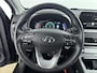 Hyundai Kona Electric EV Fashion 64 kWh | SOH 96,6% | Dodehoek detectie | Navigatie | Achteruitrij camera | Head up display | Apple carplay/ Android auto