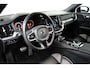 Volvo S60 T8 Plus Dark AWD | 360 | Sportstoelen | Adaptive Cruise | 19" | Achteruitrijcamera | Keyless Drive | Winterpakket