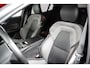 Volvo S60 T8 Plus Dark AWD | 360 | Sportstoelen | Adaptive Cruise | 19" | Achteruitrijcamera | Keyless Drive | Winterpakket