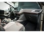 Peugeot 2008 1.2 Allure Automaat | 1e Eig. | Panoramadak | ECC | Navigatie | CC | Metallic Lak | PDC | H.Leder | LMV |