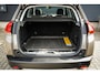 Peugeot 2008 1.2 Allure Automaat | 1e Eig. | Panoramadak | ECC | Navigatie | CC | Metallic Lak | PDC | H.Leder | LMV |