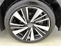 Toyota Corolla Touring Sports Hybrid 140 Dynamic | BTW Voertuig | Stoelverwarming | Parkeersensoren voor+achter | Draadloze telefoonlader | Apple CarPlay/ Android Auto |