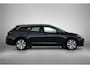 Toyota Corolla Touring Sports Hybrid 140 Dynamic | BTW Voertuig | Stoelverwarming | Parkeersensoren voor+achter | Draadloze telefoonlader | Apple CarPlay/ Android Auto |