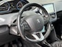 Peugeot 2008 1.2 PureTech GT-line | Airco | Camera | Panorama dak | Stoelverwarming | Leder | Trekhaak | Distributieriem vervangen |