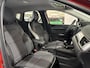 Renault Captur 145PK E-Tech Hybrid Intens Automaat | 1e eigenaar | Parkeersensoren | Climate Control | Apple CarPlay/Android Auto | Cruise Control | Lichtmetalen Velgen | Privacy Glass | Keyless Entry | Armsteun |
