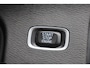 Volvo V60 2.0 D3 Momentum Business NAVI CRUISE CLIMA TREKHAAK NAP LMV 17" DISTRIBUTIERIEM=VERVANGEN!