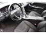 Volvo V60 2.0 D3 Momentum Business NAVI CRUISE CLIMA TREKHAAK NAP LMV 17" DISTRIBUTIERIEM=VERVANGEN!