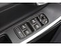 Volvo V60 2.0 D3 Momentum Business NAVI CRUISE CLIMA TREKHAAK NAP LMV 17" DISTRIBUTIERIEM=VERVANGEN!