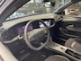 Opel Mokka-e Electric SUV GS Electric 54 kWh | SOH 97% | Achteruitrijcamera | Navigatie | Dodehoekbewaking | Draadloos opladen | Keyless entry/start