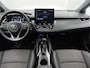 Toyota Corolla Touring Sports Hybrid 140 Dynamic | BTW Voertuig | Stoelverwarming | Parkeersensoren voor+achter | Draadloze telefoonlader | Apple CarPlay/ Android Auto |