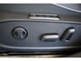 Volkswagen Golf 1.5 eHybrid GTE 272PK / 200kW DSG, 60 maanden / 100.000km garantie, lederen 'Vienna' bekleding, elektrisch verstelbare stoelverstelling, dynamic chassis control (DCC), panoramadak, Blackstyle pakket, wegklapbare trekhaak, LED Matrix (IQ.Lights), head-up display, achteruitrijcamera (Rear View), 18" 'Richmond' LMV, parkeerassistent (park assist pro), winterpakket (verwarmbare voorstoelen, ventileerbare voorstoelen), keyless go & entry, privacy glas, dodehoekdetectie (Side Assist), adaptieve cruise control (ACC) met Travel Assist, alarm klasse III etc.