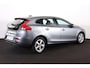 Volvo V40 T2 Kinetic - Bi-Xenon koplampen - Verwarmde voorstoelen - Parkeersensoren achter - High Performance Audio - Cruise Control - Navigatie - 16' LMV