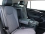 Volkswagen Tayron 1.5 eHybrid Life | Trekhaak wegklapbaar | Achteruitrijcamera | Stoel- en stuurverwarming |