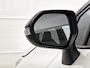 Toyota Corolla Touring Sports 1.8 Hybrid Executive Bi-Tone | Dealer onderhouden | Head-Up display | Dodehoek detectie | Parkeersensoren voor+achter met assistent | elektrische achterklep | Stoelverwarming | Draadloze telefoonlader |