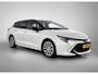 Toyota Corolla Touring Sports 1.8 Hybrid Executive Bi-Tone | Dealer onderhouden | Head-Up display | Dodehoek detectie | Parkeersensoren voor+achter met assistent | elektrische achterklep | Stoelverwarming | Draadloze telefoonlader |