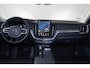 Volvo XC60 T6 Recharge AWD Core - IntelliSafe Assist & Surround - 360º Camera - Harman/Kardon audio - Verwarmde voorstoelen, stuur & achterbank - Parkeersensoren voor & achter - Draadloze tel. lader - 18' LMV