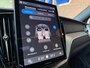 Volvo XC60 T6 Plug-in hybrid AWD Plus Black Edition | Panoramadak | Trekhaak | 360 camera