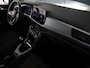Volkswagen T-Roc 1.0 TSI Life 110 pk | Navigatie via App | LED koplampen | Parkeersensoren (Park assist) | Achteruitrijcamera | Autom. airco | Keyless |