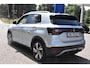 Volkswagen T-Cross 1.5 TSI R-Line Automaat | 150PK | Trekhaak | BSM | Navigatie | Camera | 12 mnd BOVAG garantie | Whatsapp 06-53188999