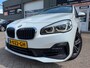 BMW 2-Serie Gran Tourer 216i 7pers High Executive met parkeersensoren / camera en navigatie en bluetooth telefoon / media en airco
