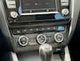 Skoda Octavia Combi 1.0 TSI Greentech Ambition Business | Automaat | CarPlay | Stoelverwarming | Trekhaak | Cruise | PDC