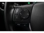 Toyota Auris 1.8 Hybrid Executive | Navigatie | Stoelverwarming | Parkeersensoren voor/achter | Keyless | Cruise Control | Clima | Camera | 16 inch | Rijstrooksensor | Bluetooth