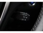 Toyota Auris Touring Sports 1.8 Hybrid Executive | Volledige dealerhistorie | Panoramadak | Trekhaak | Leder | Navigatie | Stoelverwarming | LED | Keyless | Parkeersensoren voor/achter | Clima | Cruise Control | Camera | 16 inch | Rijstrooksensor | Bluetooth