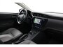 Toyota Auris Touring Sports 1.8 Hybrid Executive | Volledige dealerhistorie | Panoramadak | Trekhaak | Leder | Navigatie | Stoelverwarming | LED | Keyless | Parkeersensoren voor/achter | Clima | Cruise Control | Camera | 16 inch | Rijstrooksensor | Bluetooth
