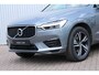Volvo XC60 T8 Automaat Twin Engine AWD R-Design | Panoramadak | Cruise Control | Achteruitrijcamera | Semi elektrisch bedienbare trekhaak | Standkachel |