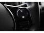 Toyota Aygo 1.0 VVT-i x-joy | Apple Carplay / Android Auto | Clima | Camera | 15 inch | Bluetooth | DAB | Privacy glas
