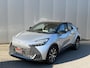 Toyota C-HR / C-HR+ 1.8 Hybrid 140PK First Edition Bi-Tone/Winter-pack/Gr.-navigatie/Elektr.klep/Camera/Adapt.-cruise