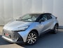 Toyota C-HR / C-HR+ 1.8 Hybrid 140PK First Edition Bi-Tone/Winter-pack/Gr.-navigatie/Elektr.klep/Camera/Adapt.-cruise