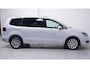 Volkswagen Sharan 2.0 TDI 150 pk DSG Aut. GRIJS KENTEKEN Trekhaak Navi, Adapt.Cruise, 2x Elek. Schuifdeur, Leder Zwart