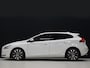 Volvo V40 1.5 T3 Dynamic Edition [CRUISE CONTROL, STOELVERWARMING, DIGITALE TELLER, BLUETOOTH, NAVIGATIE, CLIMATE, NIEUWSTAAT]