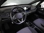 Volkswagen ID.3 Pure Oranje Edition 52 kWh 170 pk | Navigatie | Parkeersensoren | Adaptieve cruise control | Autom. airco | Stoel/stuur verwarming |