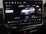 Volkswagen ID.3 Pure Oranje Edition 52 kWh 170 pk | Navigatie | Parkeersensoren | Adaptieve cruise control | Autom. airco | Stoel/stuur verwarming |