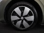 Volkswagen ID.3 Pure Oranje Edition 52 kWh 170 pk | Navigatie | Parkeersensoren | Adaptieve cruise control | Autom. airco | Stoel/stuur verwarming |
